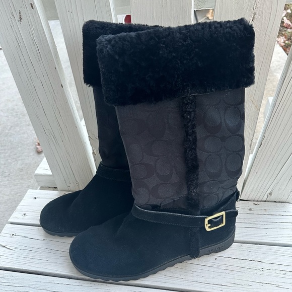 Coach boots 🖤 - Picture 2 of 7